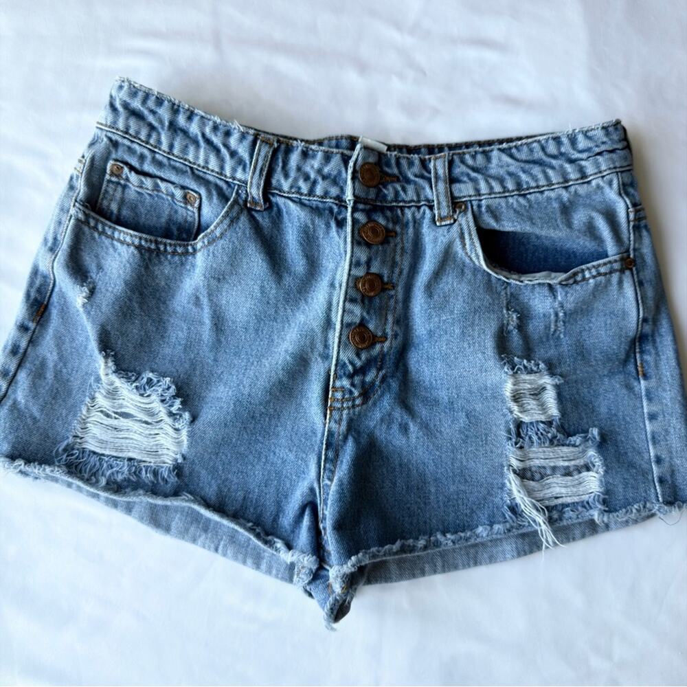 Forever 21 Distressed Denim Jean Shorts size 30